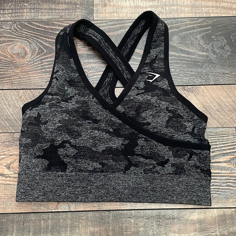 GYMSHARK black camo bra size: small